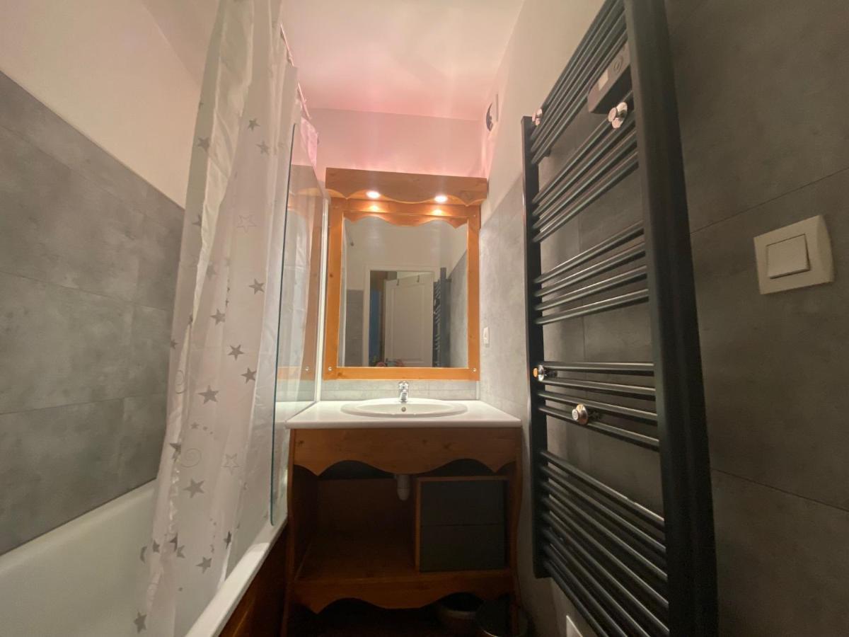 Au Bachat-Bouloud, Appartement 3 Pieces 6 Personnes Avec Balcon Plein Sud Chamrousse Eksteriør billede